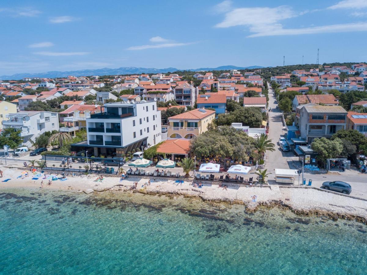 Apartmani Plazibat Мандре Экстерьер фото