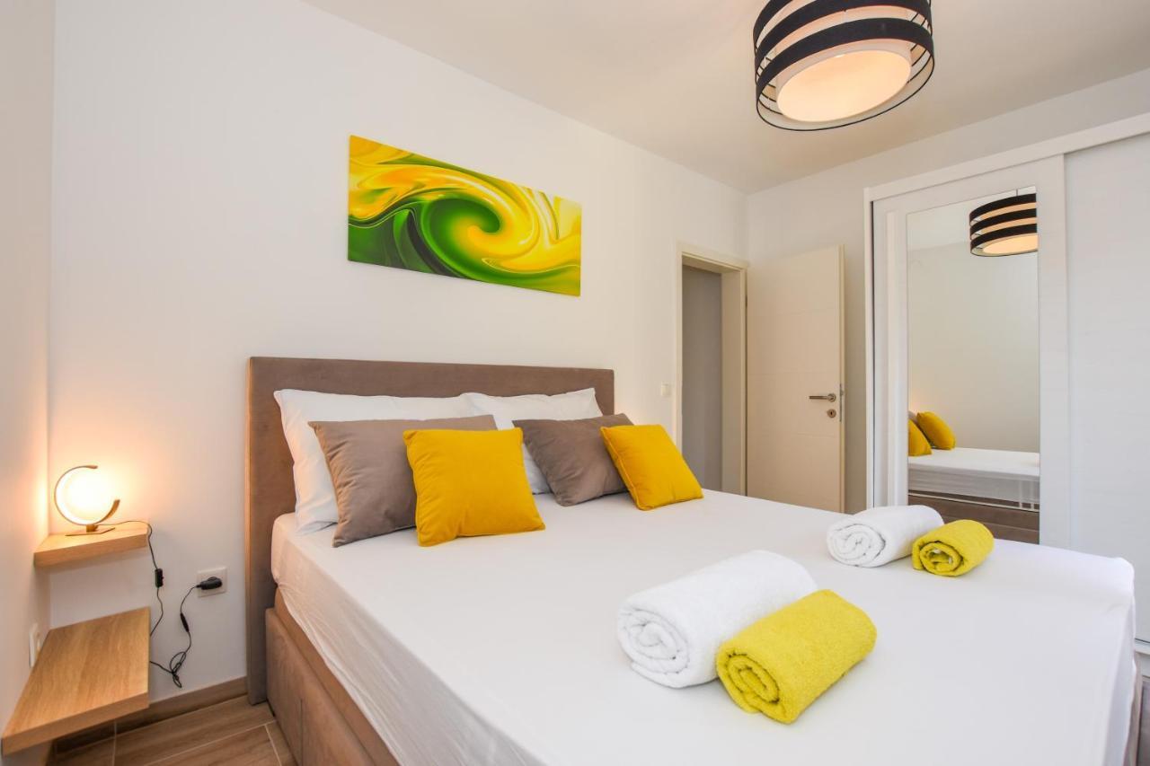 Apartmani Plazibat Мандре Экстерьер фото